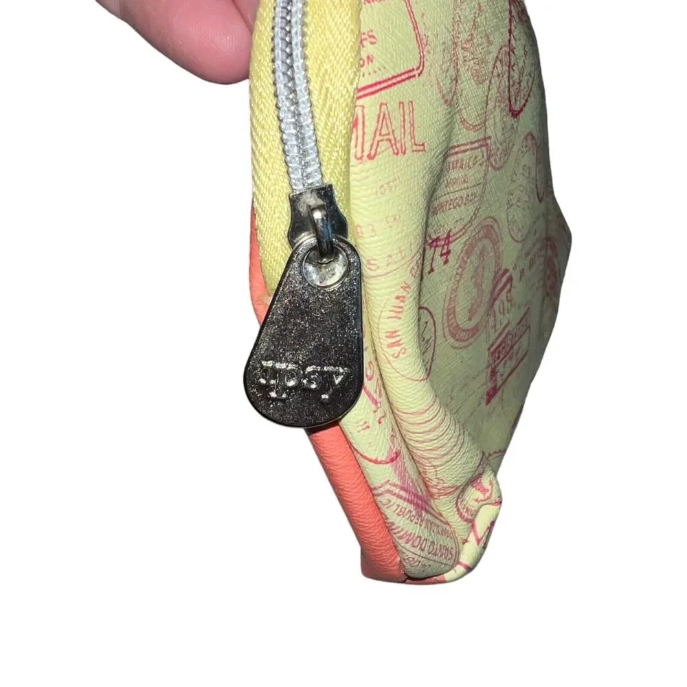 Ipsy Womens Small Zip Cosmetic Makeup Travel Bag Pouch Passport Stamp Design